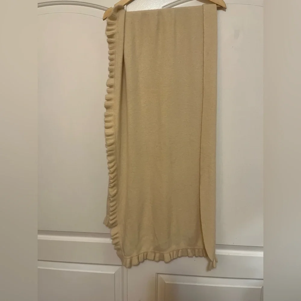 Dior cashmere blend ruffle knit scarf